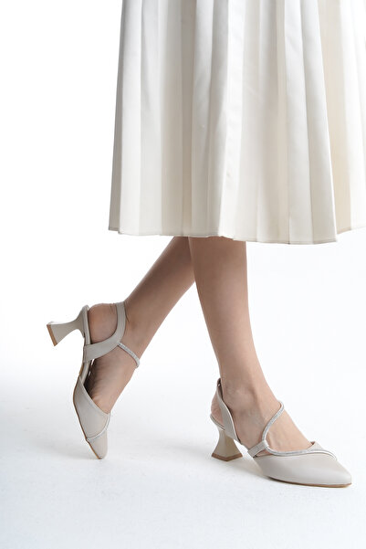 Tamdabu Ayakkabı حذاء نسائي بكعب منخفض من الجلد الساتان