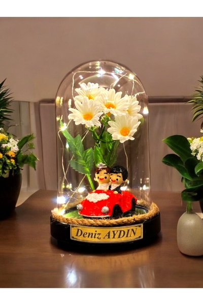 MEGA KANYON Kişiye Özel İsimli Fanus Aranjmanı - Led Işıklı Papatyalı ve Geli...