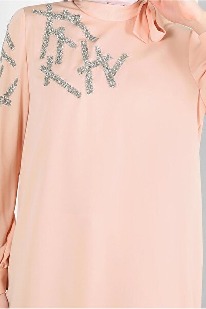 Alvina ΤΟΥΝΙΚ ΜΕ ΠΕΤΡΙΝΟ ΣΤΑΜΠΟ ΚΑΙ ΛΕΠΤΟΜΕΡΗ ΣΥΝΔΕΣΗ ΚΑΡΙΚΑ 43506