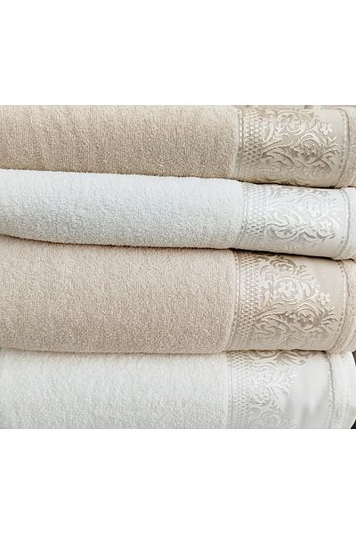 Fiesta Vip Jacquard 4-Piece Bath Set 2 Pieces 50X90 cm 2 Pieces 90X150 cm