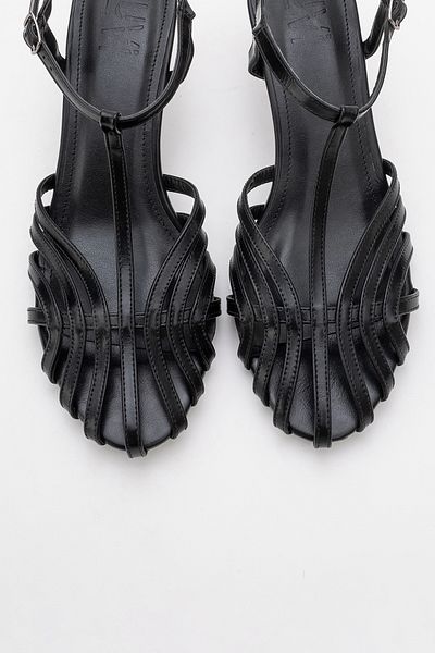 LuviShoes Pantofi cu toc mic pentru femei FELİP cu bandă de piele neagră
