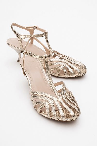 LuviShoes Pantofi cu toc mic pentru femei FELİP cu model auriu