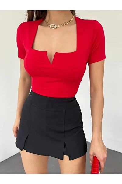hiraz fashion Women's Red Square Collar Sandy Fabric Crop Blouse