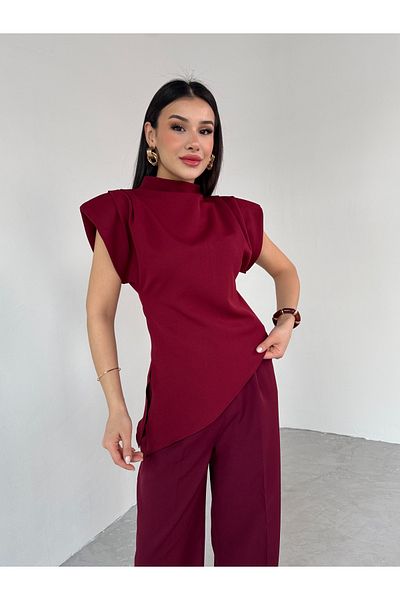 Cappmoda BLZ-06276 Μπλούζα με ασύμμετρη κοπή με φερμουάρ σε μπορντό χρώμα