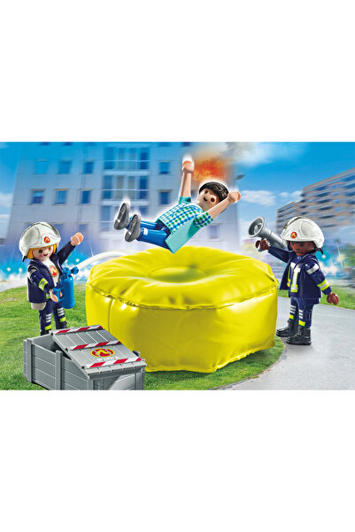 Playmobil -FIREFIGHTER WITH AIR MATTRESS