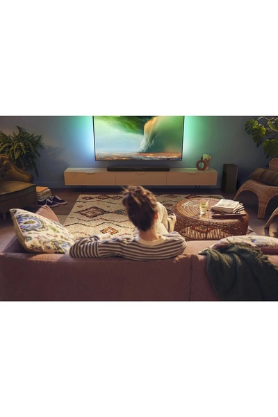 Philips Etkileyici ses teknolojisi ve ultra kompakt kablosuz subwoofer ile bu süper ince soundbar