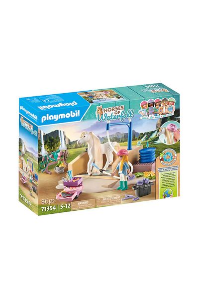 Playmobil - Laundry with Isabella and the Lioness Horse