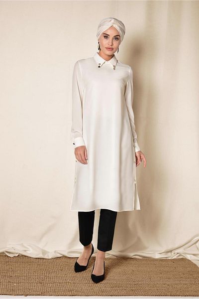 Alvina Tunic with Broches on the Collar with Buttons Side 4914