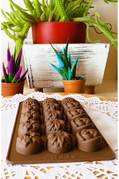 TARIK HOME قالب ماي كوين من السيليكون للشوكولاتة والجيلي والآيس كريم