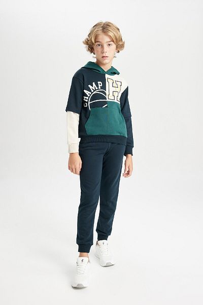 DeFacto Hooded Printed Sweatshirt and Jogger Tracksuit Set for Boys - Kangaroo Pocket C8318A824Au