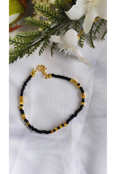 MYSTERY TAKI AKSESUAR Black Gold Cube Detail Anklet
