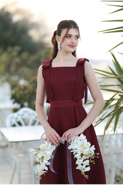 AYŞEYAMAÇLI KADIN BORDO KARE YAKA FİYONK DETAYLI SENNA ABİYE