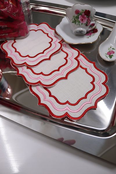 vipceyiz Set of 6 Red and Pink Color Detailed Cocktail Napkins and Coffee Side Presentation Napkins