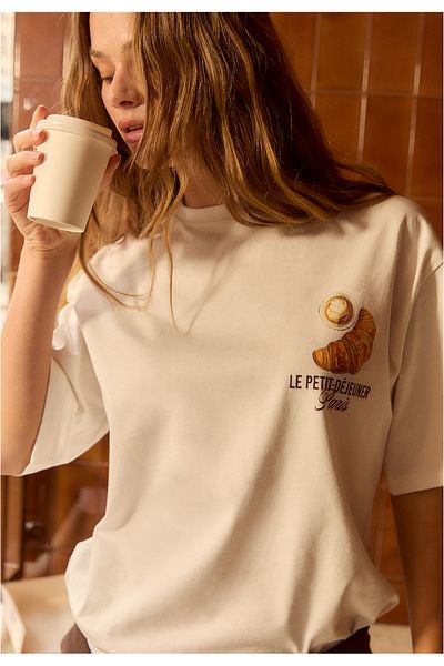 Stradivarius Oversize heavy cotton croissant T-shirt
