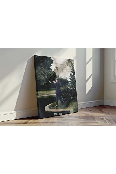 Kanvaspera M. Kemal Atatürk Baston İle Nişan Alıyor - Kanvas Tablo