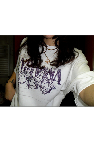 1blood Nirvana bela prevelika majica