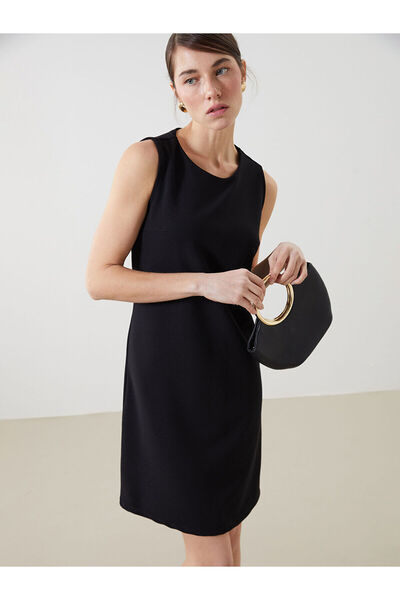 LC Waikiki Γυναικείο φόρεμα LCWAIKIKI Classic Crew με λαιμόκοψη σε γραμμή Α