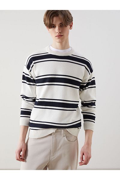 LC Waikiki Crew Neck Striped Men's Knitwear Sweater