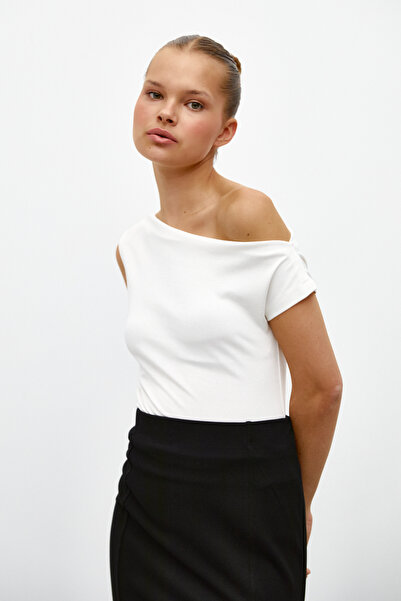 urban focus Asymmetric Collar T-Shirt