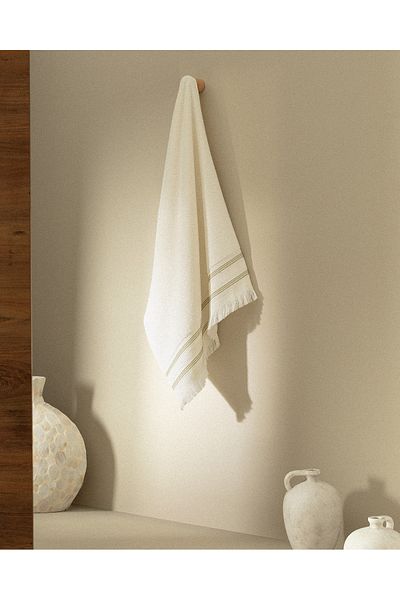 Madame Coco Clarna 100% Cotton Bath Towel - White/Green