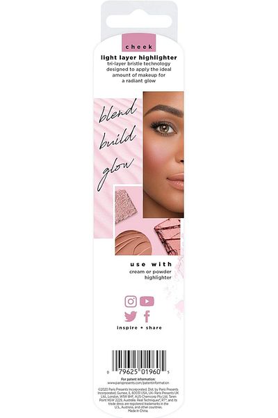 Real Techniques Light Layer Highlighter Make-Up Brush for Cream and Powder Highlighter