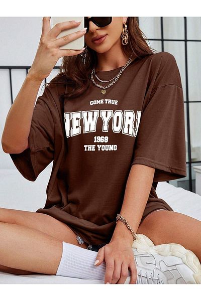 DUBU BUTİK Νεανικό μπλουζάκι μονό ζέρσεϊ Newyork 1968 - Μπλουζάκι με κοντό μανίκι με λαιμόκοψη σε καφέ στάμπα