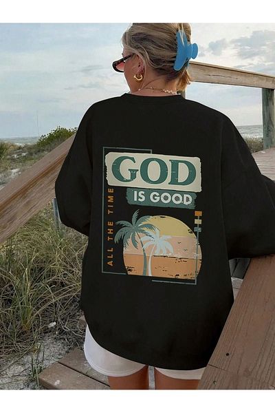 DUBU BUTİK Silná zimní mikina God Is Good - oversize oversize s černým potiskem a hustým zimním výstřihem