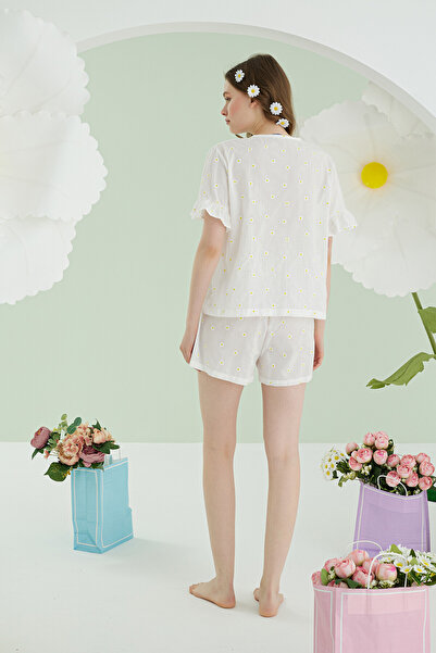NBB White Daisy Shorts Front Tie Pajama Set