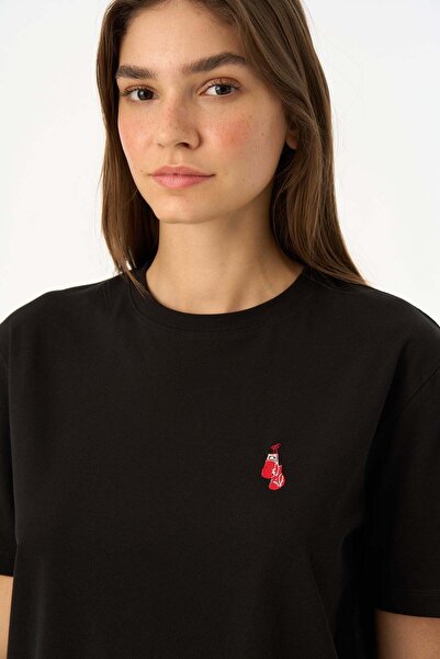 Socrates Black Box Gloves and T-Shirt