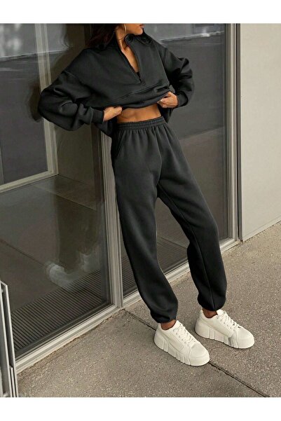 CLAYES Black Oversize Sweatshirt and Jogger Tracksuit Set - Straight Zippered, Raised Stand Collar