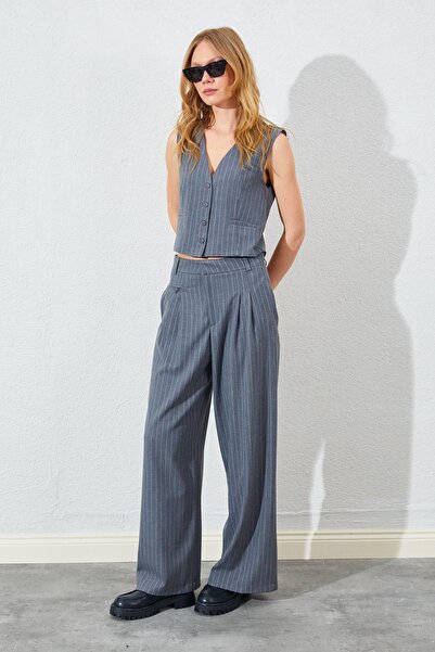 TENA Women's Light Gray Vest Pleated Trousers Suit