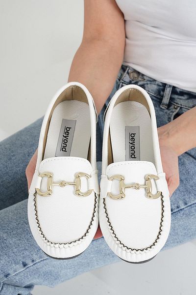 Beyond Women's White Gc Buckle Daily Casual Ballerina Shoes Bynddem05