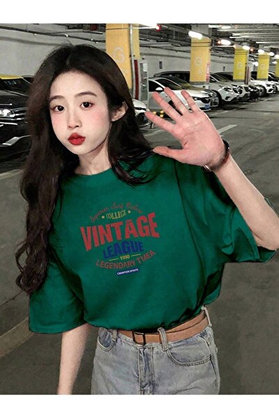 DUBU BUTİK Vintage College T-Shirt - Πράσινη στάμπα Oversize Crew Neck με κοντό μανίκι