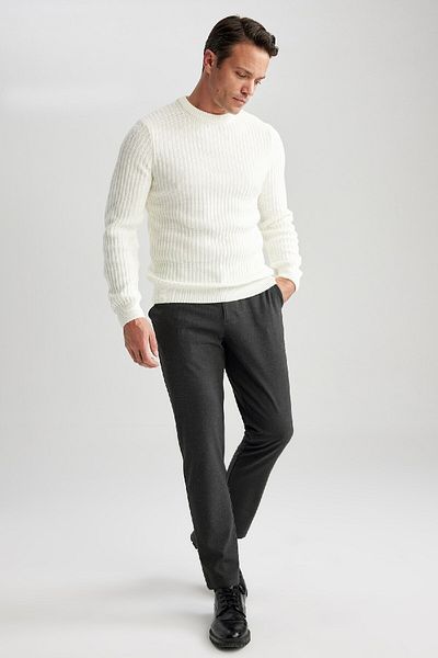 DeFacto Standard-Passform, normaler Schnitt, Rundhalsausschnitt, Jacquard-Strickpullover, A5234ax23wn