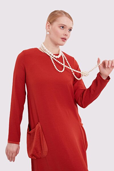 Levidor Cinnamon large pocket detailed dress