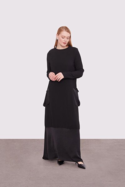 Levidor Black large pocket detailed dress