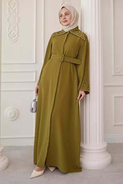 InStyle Олійно-зелена абайя з трикутним нашийним каменем