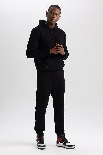 DeFacto Regular Fit Jogger Sweatpants with Pockets Elastic Waist Leg X8286Az23Au