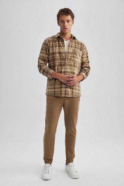 DeFacto Regular Fit Checkered Pocket Detailliertes Fleece-Langarmhemd V2767az23wn