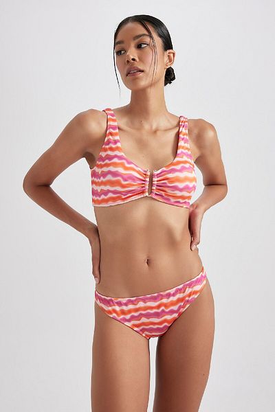 DeFacto Fall In Love Regular Fit Pattern Bikini Bottom A9239ax23hs