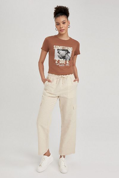 DeFacto Tricou cu nervuri Tupac Shakur - Mânecă scurtă A8529ax23hs