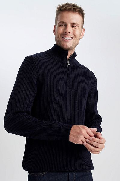 DeFacto Standard Fit Normal Cut Stand Collar Zippered Basic Plain Knitwear Sweater B0578Ax23Wn