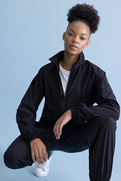 DeFacto Crop-Cardigan mit Stehkragen – A2436ax23au