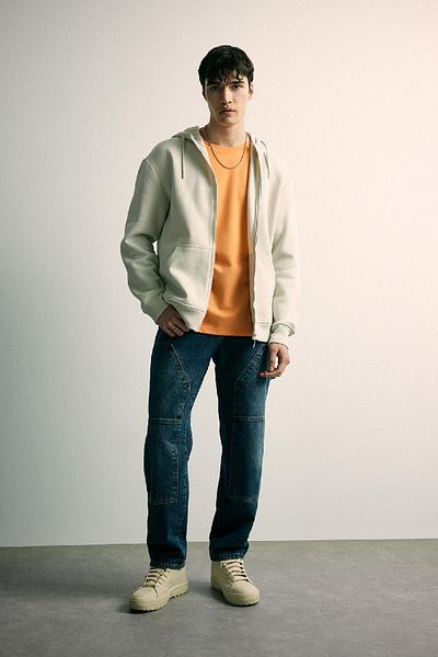 DeFacto Soft Furry Hooded Basic Sweatshirt - Pocketed, Plain Zipper X8331Az24Sp