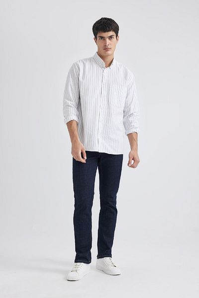 DeFacto Gestreiftes Oxford-Langarmhemd mit Polokragen und Relax Fit B3679ax24sp