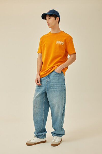 DeFacto Regular Fit Crew Neck Back Printed Short Sleeve Heavy Fabric T-Shirt B4219ax24sp