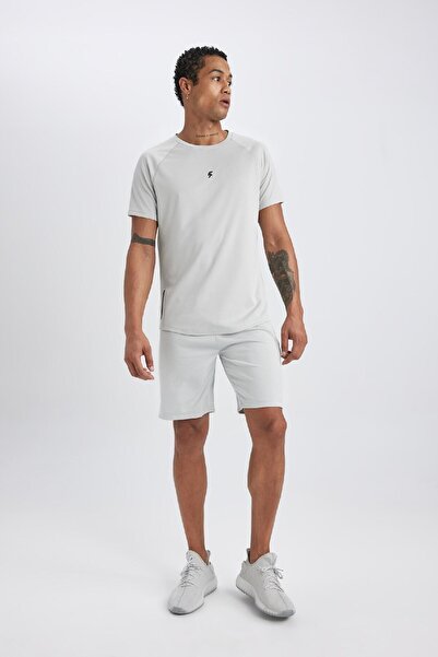 DeFacto Fit Slim Fit Standard-Bein-Shorts für Sportler – V3030az24sp