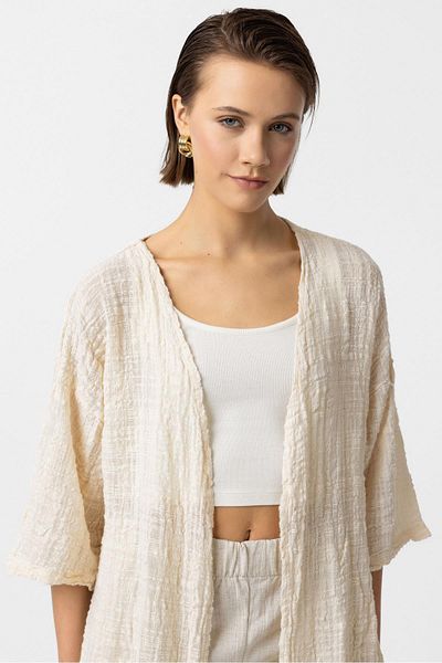 Deriderim Cream Three Quarter Sleeve Cotton Kimono with Wrap Detail