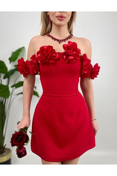 GİZONLY Rose Detailed Strapless Dress