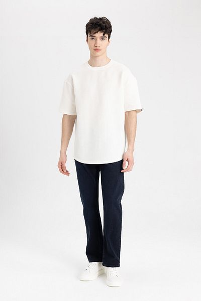DeFacto Comfort Regular Fit Bequeme Passform Rundhalsausschnitt Kurzarm Basic T-Shirt B4443ax24sp